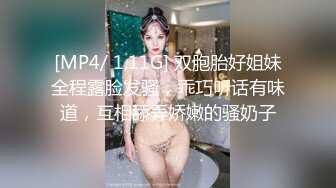 ★☆福利分享☆★大神旅游景区一路走一路抄底众多的美女少妇眼界大开 (10)