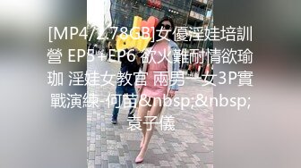 开着门操好不好 射在你逼里面要不要 身材苗条极品大奶子 各种姿势从厨房操到客厅 真带劲