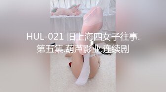 [MP4/ 132M]&nbsp;&nbsp;漂亮大奶美少妇3P 皮肤白皙 女上位抽插 逼操了夜宵也解决了 奶量充足足够供应3人