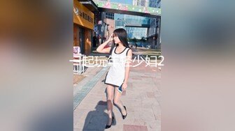 小吃店老板娘,老板还在楼下做生意